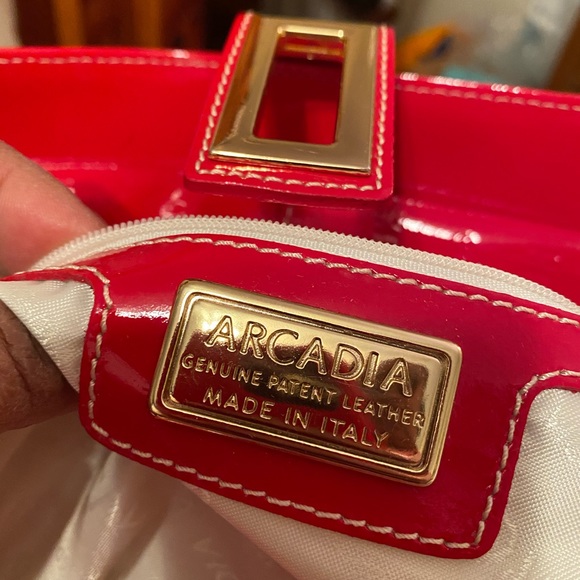 Arcadia patent leather satchel - Picture 7 of 12